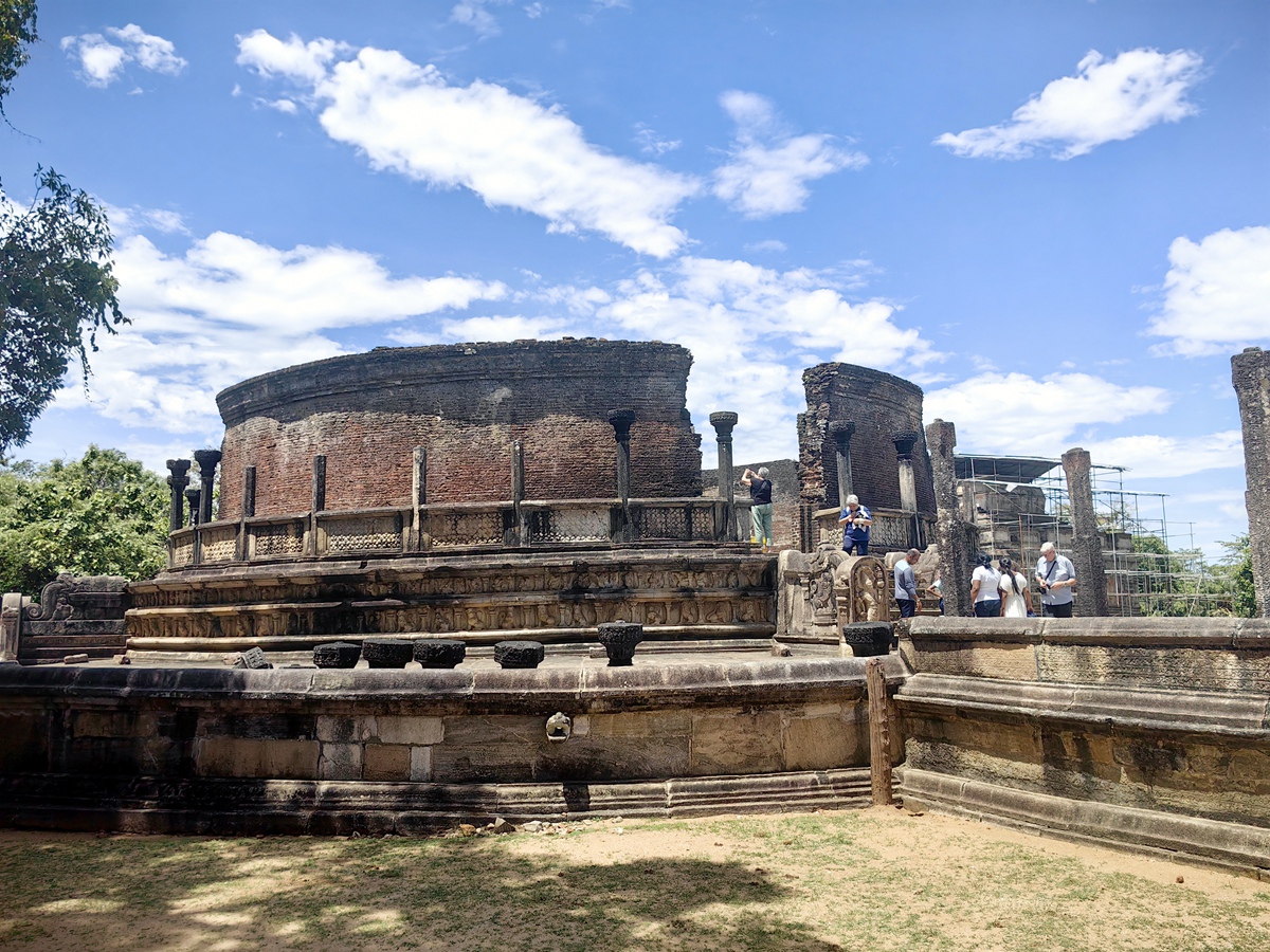 波隆納魯沃遺址  加爾寺